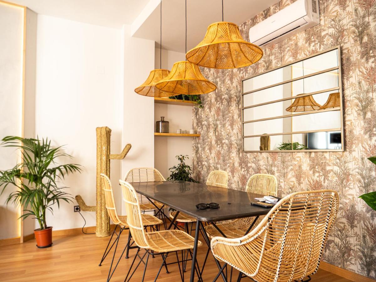 Stylish Apartment in the heart of Málaga with Pool Exterior foto
